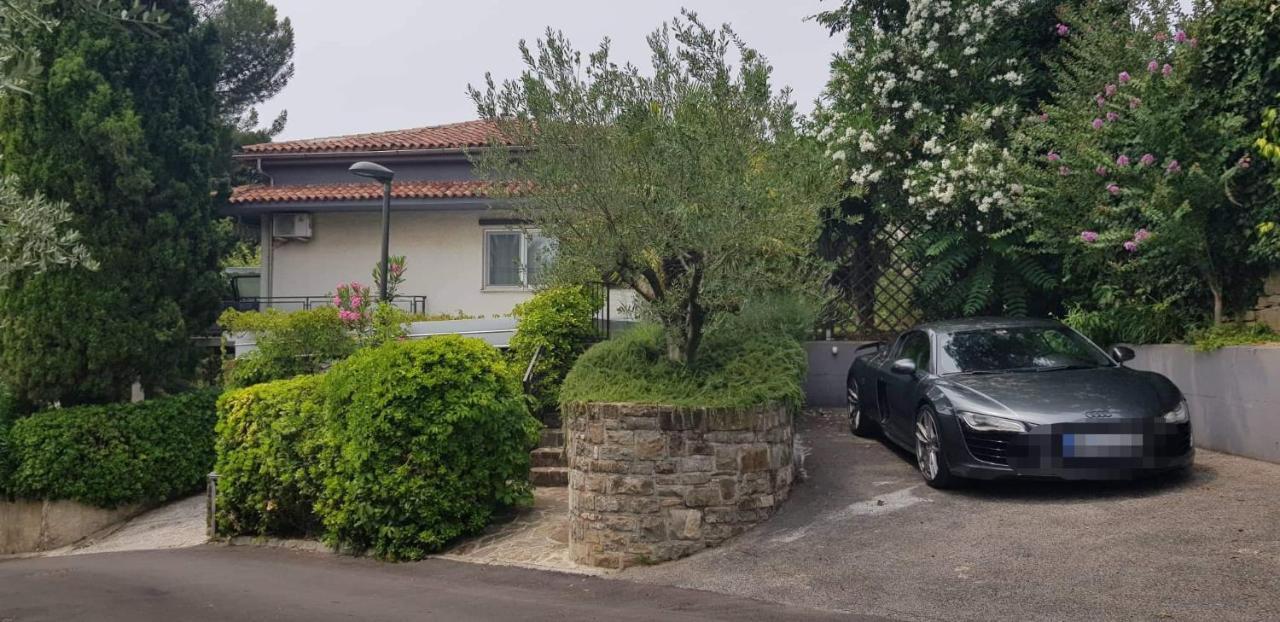 Apartment With Seaview And Garden For 6 Portorož Zewnętrze zdjęcie