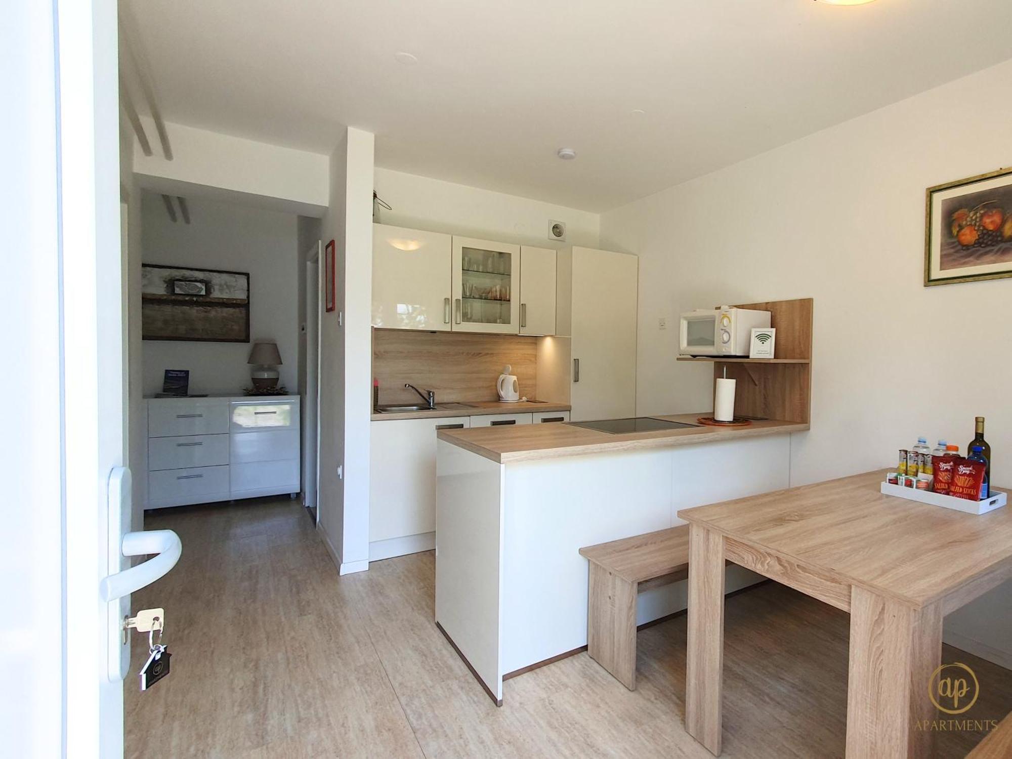 Apartment With Seaview And Garden For 6 Portorož Zewnętrze zdjęcie
